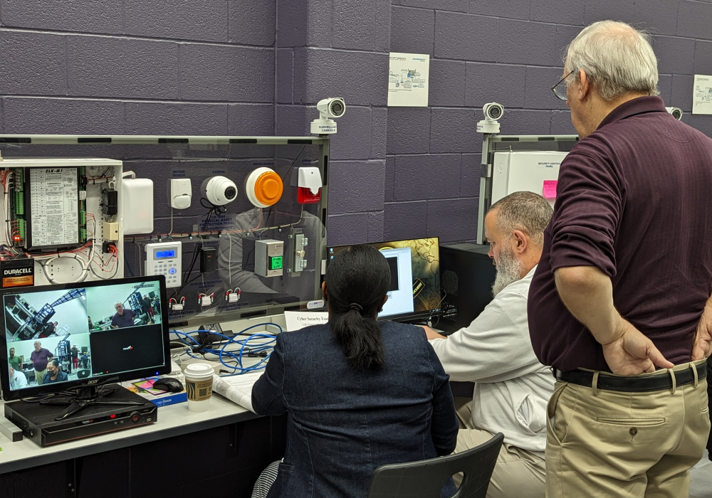 Instructor training on the security and surveillance program at Cobb County